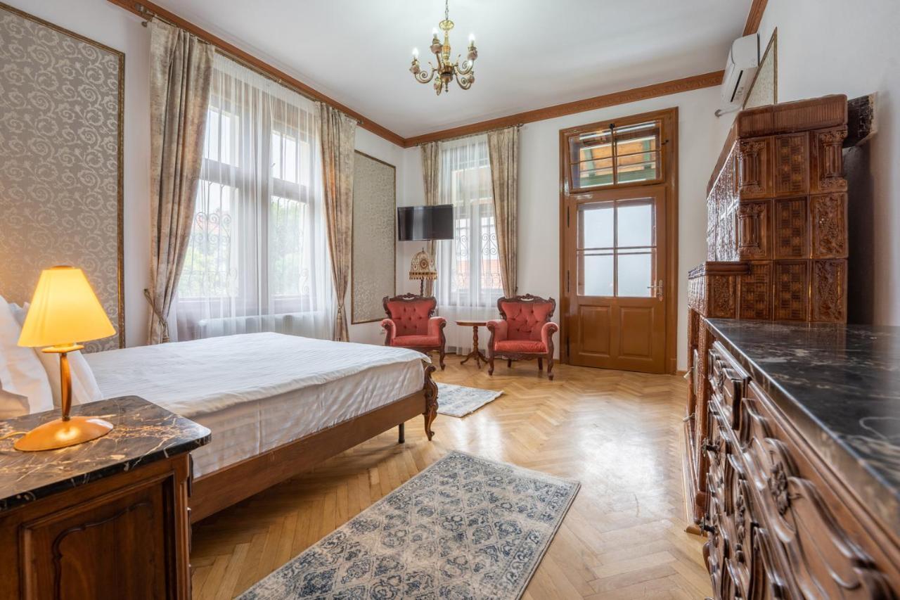 Clasic Haus ซิวิโชอารา ภายนอก รูปภาพ